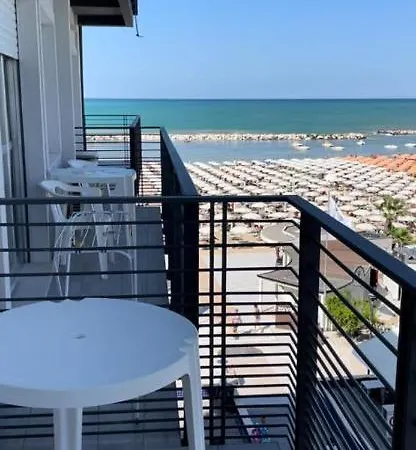 Apartment Appartamentino Sul Mare Cattolica
